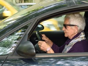 How to Tell If It's Time for Your Parent to Stop Driving